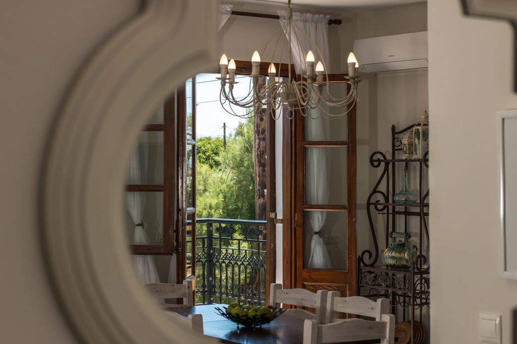 Iliana By The Beach Villa *