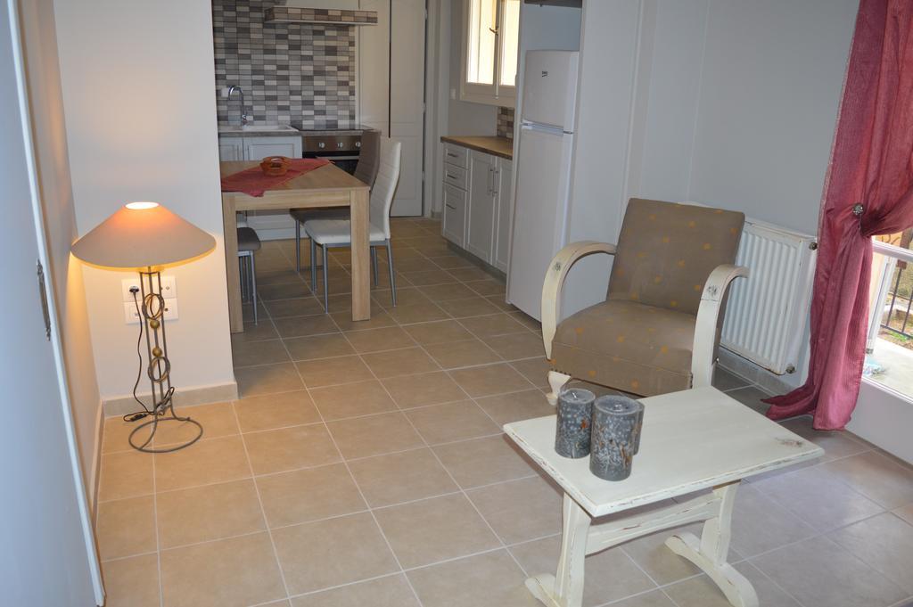 Melissaratos Studios * Argostoli (Kefalonia)