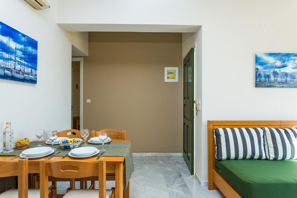 Aparthotel Radamanthy's 2*