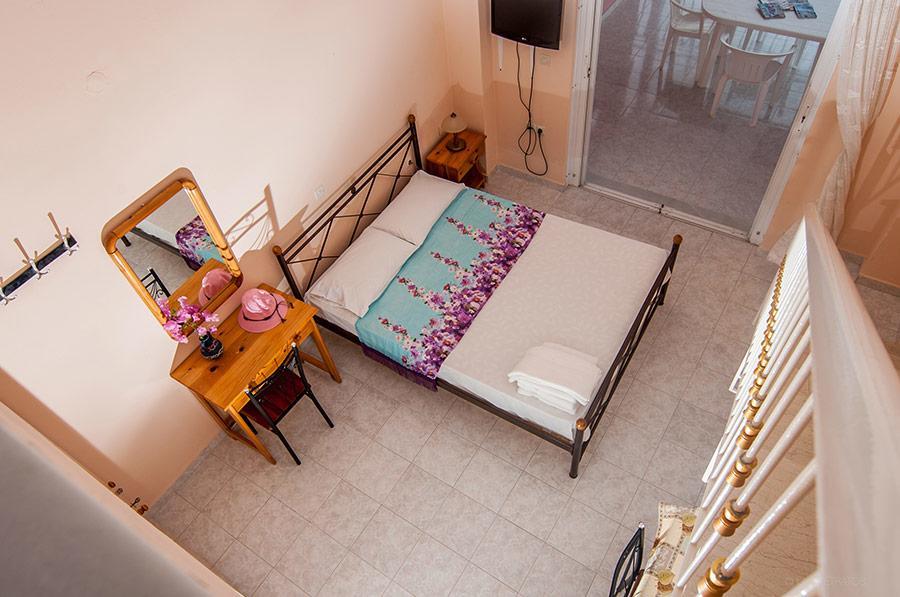 Paradise Aparthotel 2*