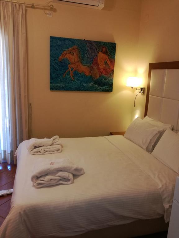Petros Penthouse * Parga