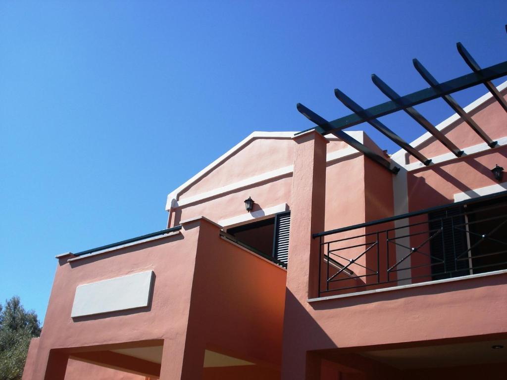 Ionian Breeze Frinion