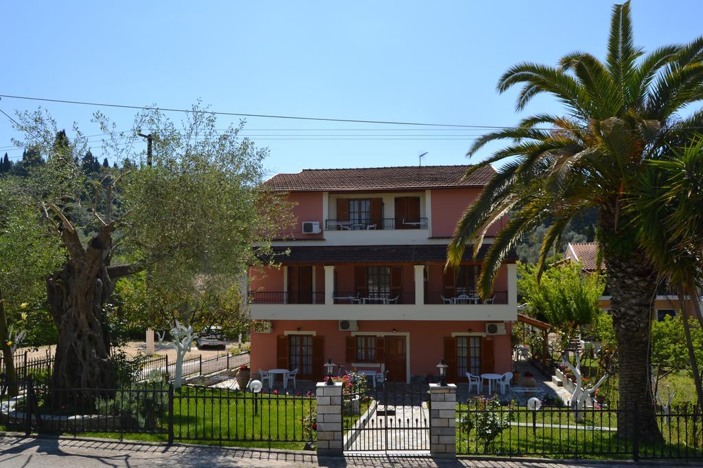 Anna Apartment