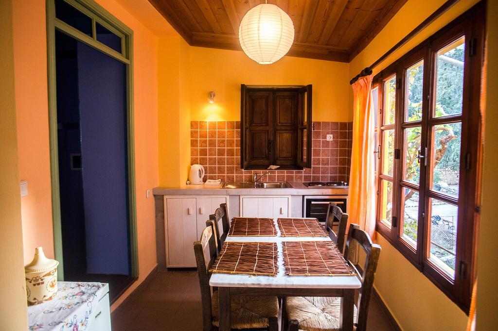 Guest house Karnayo Megisti