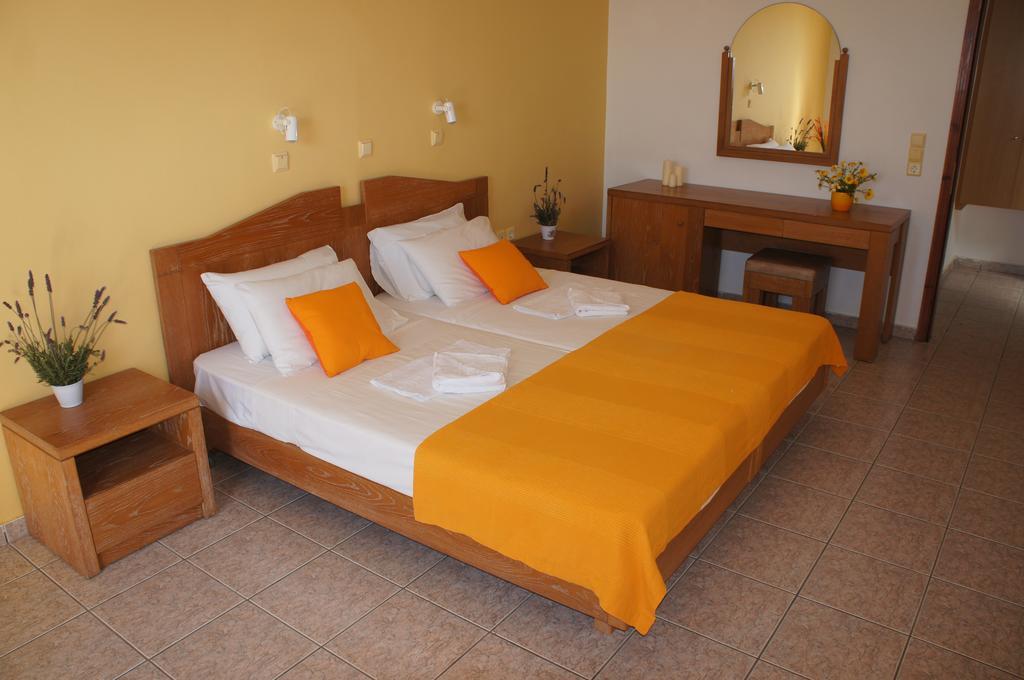 Aparthotel Anthemis 2*