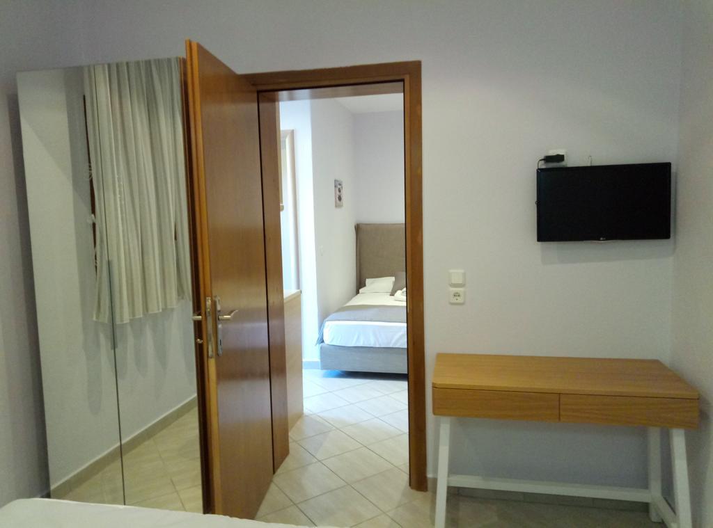 Guest house Top Studios Vourvourou