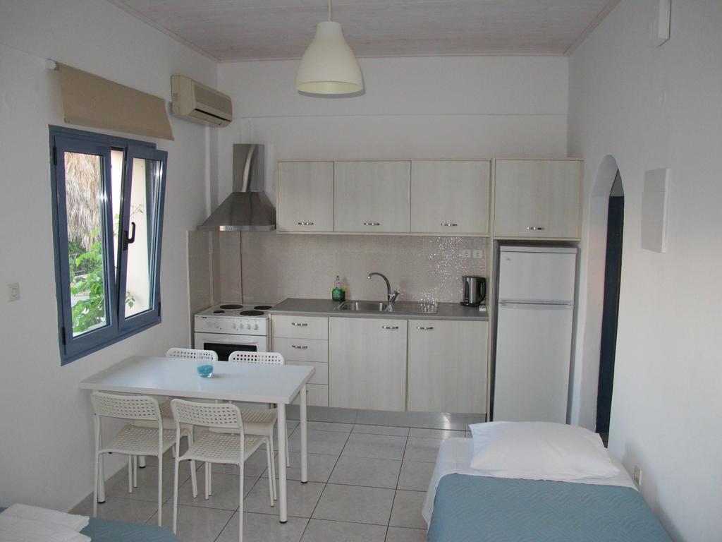 Nikolas Apartment *