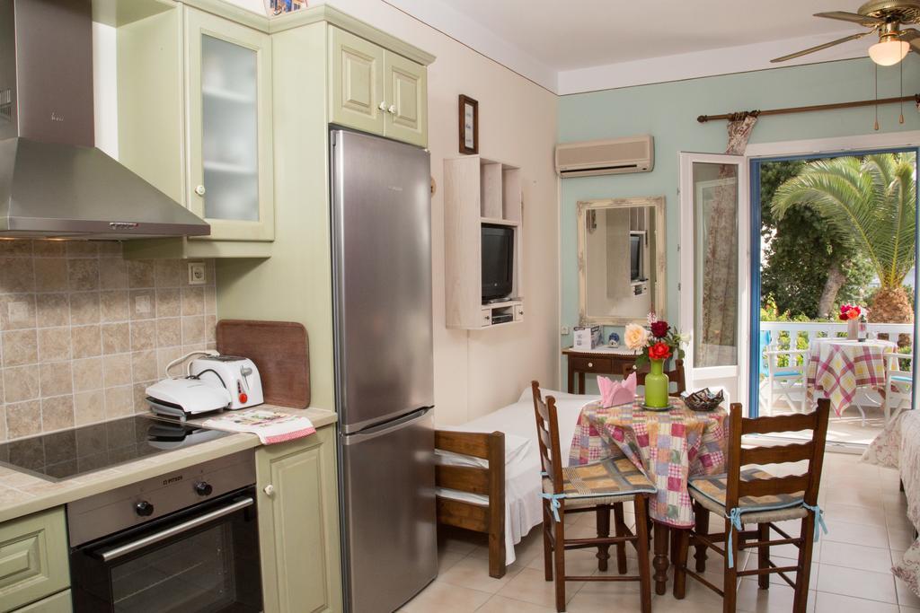 Filoxenia Studios Apartment Vromolithos