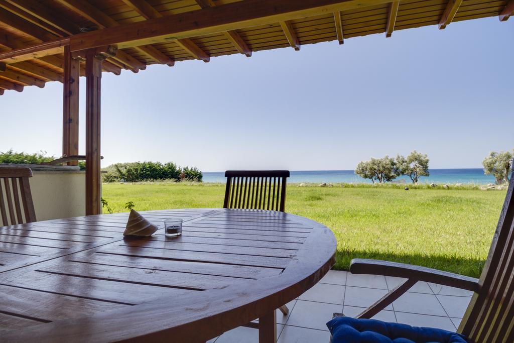 Holiday home Kaloutsikos Sea Side
