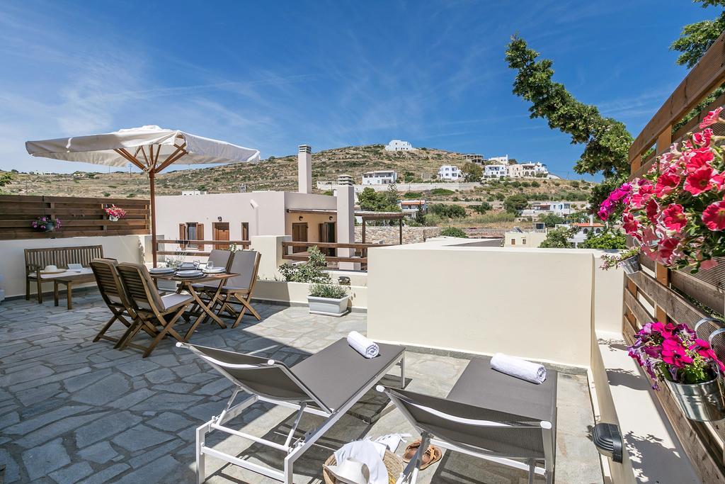 Syra * Vari (Syros)