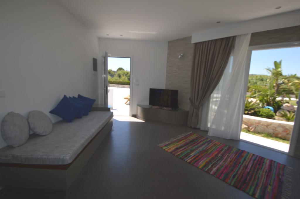 Kostas Studios Apartment *