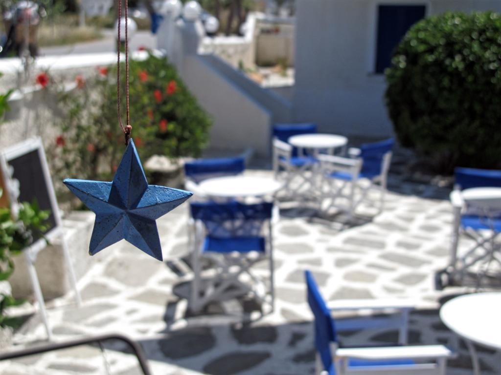 Angelina * Parikia (Paros)