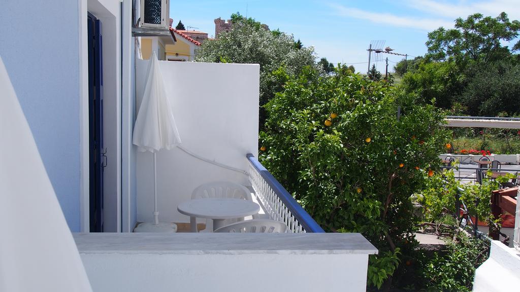 Iris Pythagoreio (Samos)