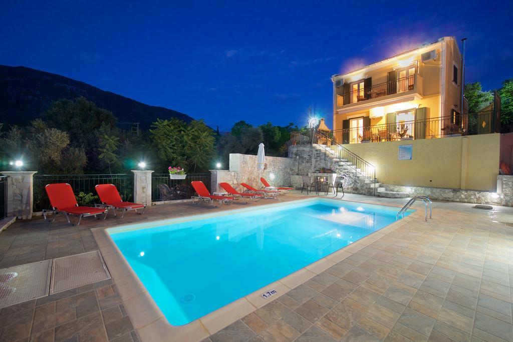 Villa Stunning Tranquil Villa With Private Pool *