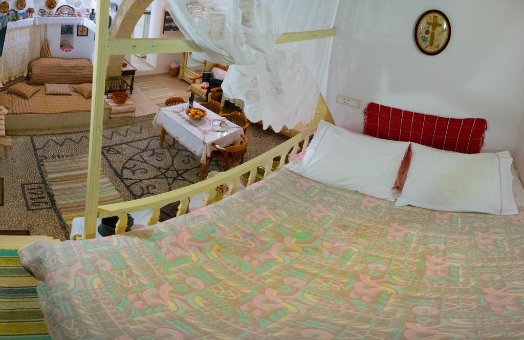 Kamariko Traditional House *
