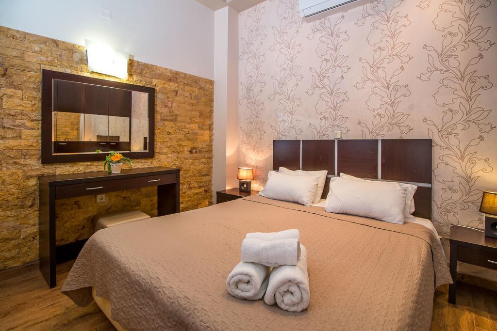 Bay View Apartment