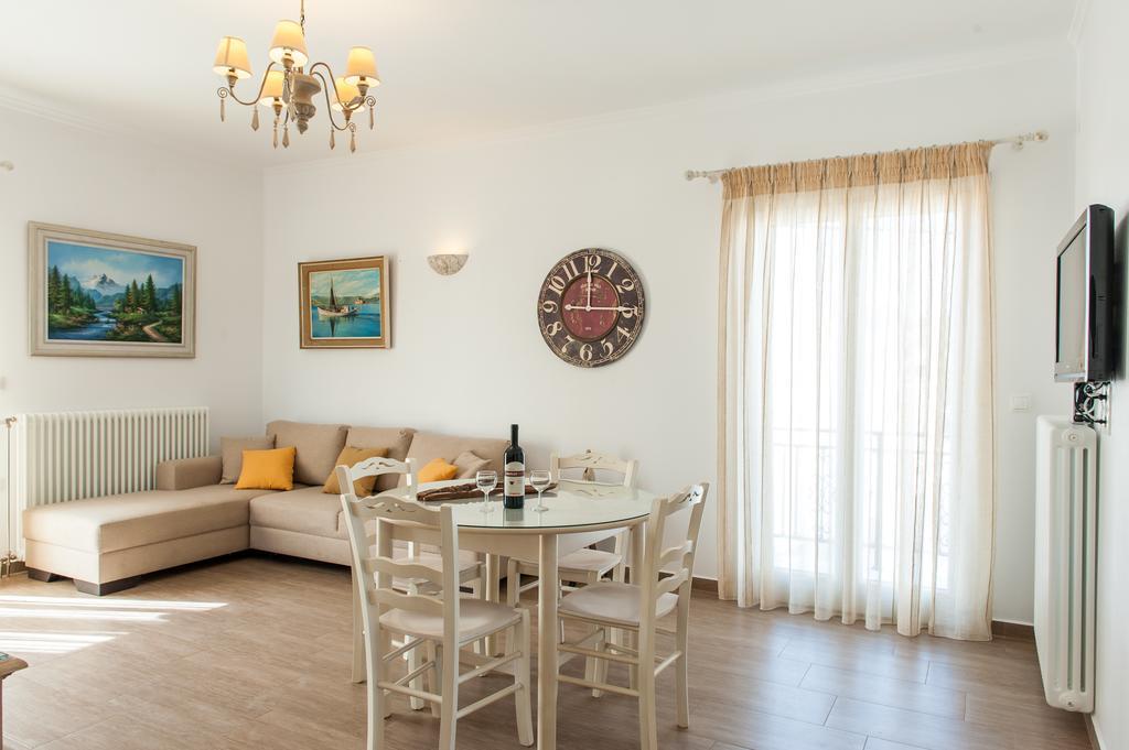 Panos Apartment Naousa