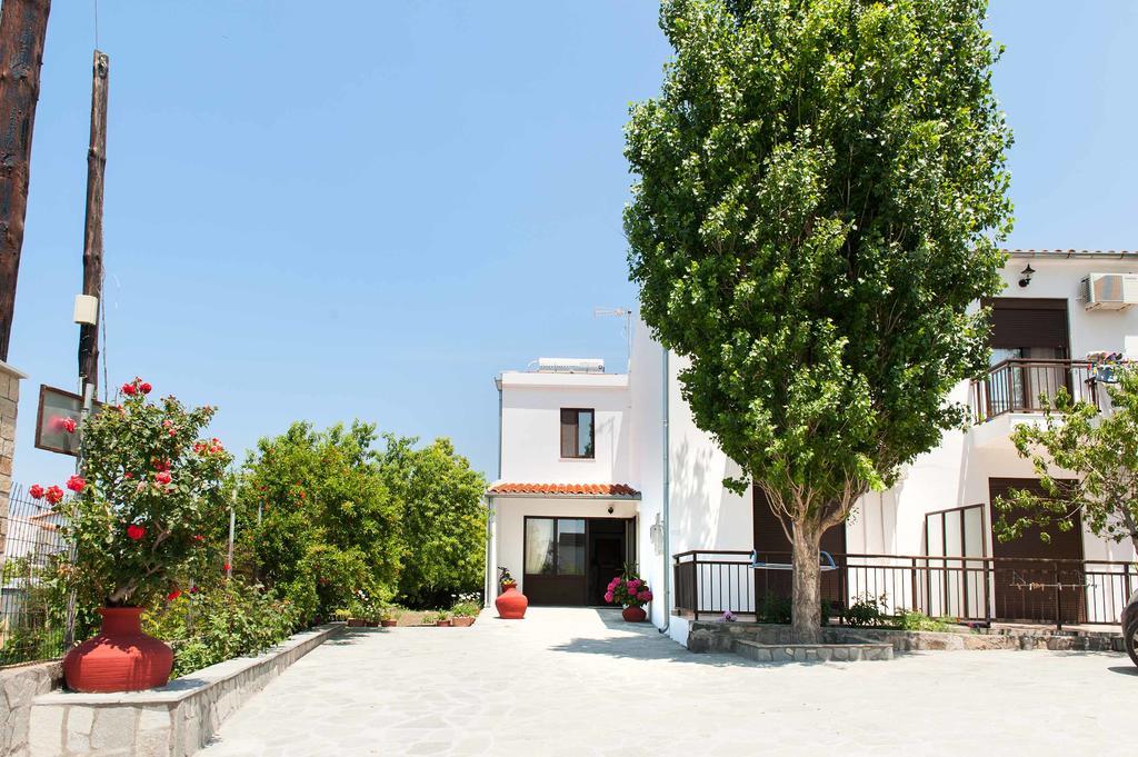 Aparthotel Saonisos