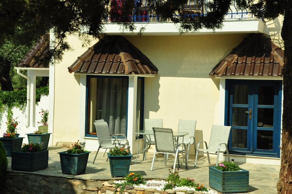 Mani Apartment *