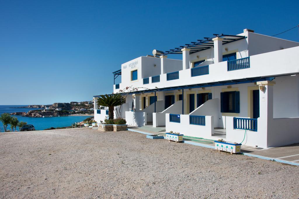 B & N Melas Aparthotel
