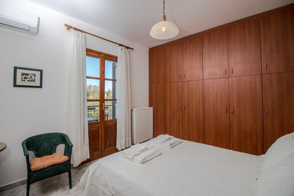 Iliana By The Beach Villa Naxos City