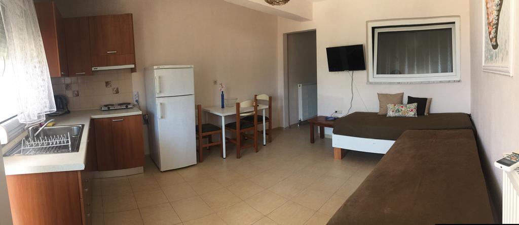 Orange House Apartment *