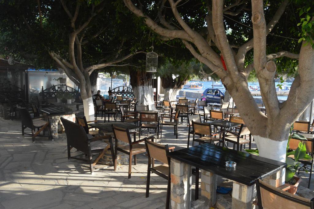 Patras Est 1990