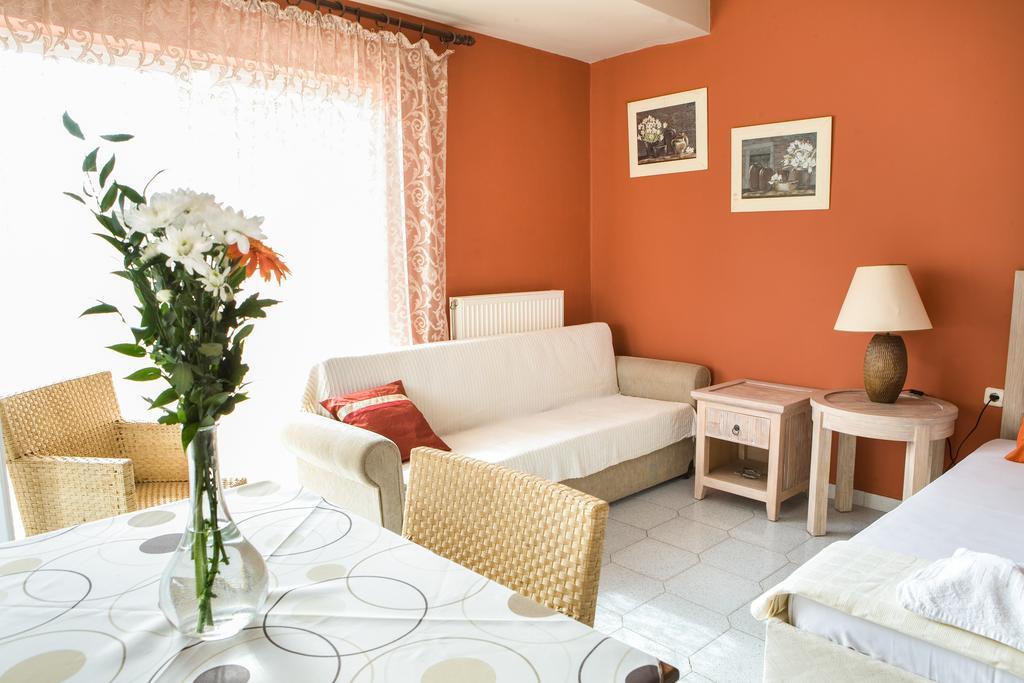 Apartment Zoi Studios *