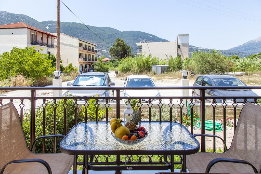 Kavadias * Vasiliki (Lefkada)