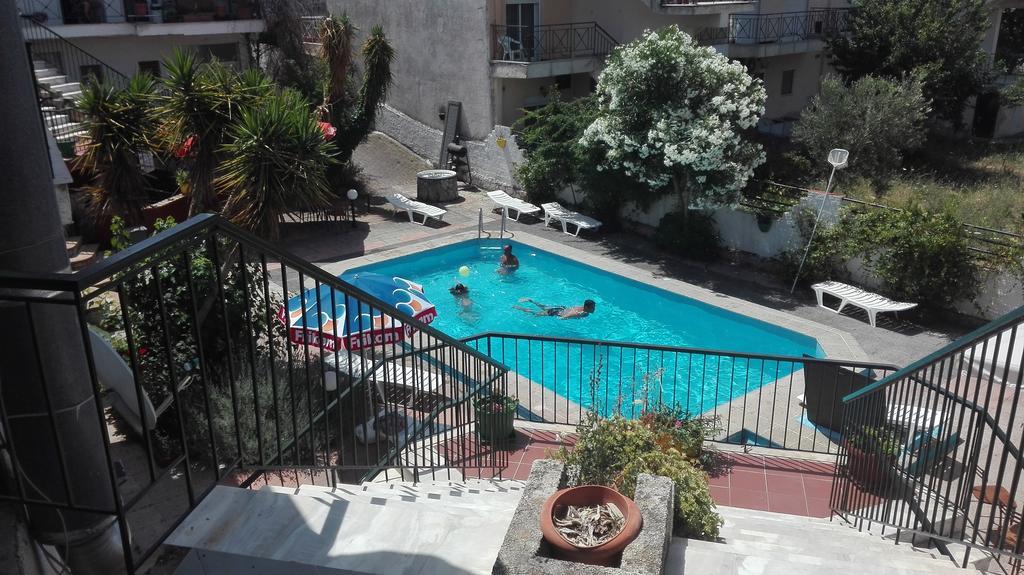 Star * Kallithea (Chalkidiki)