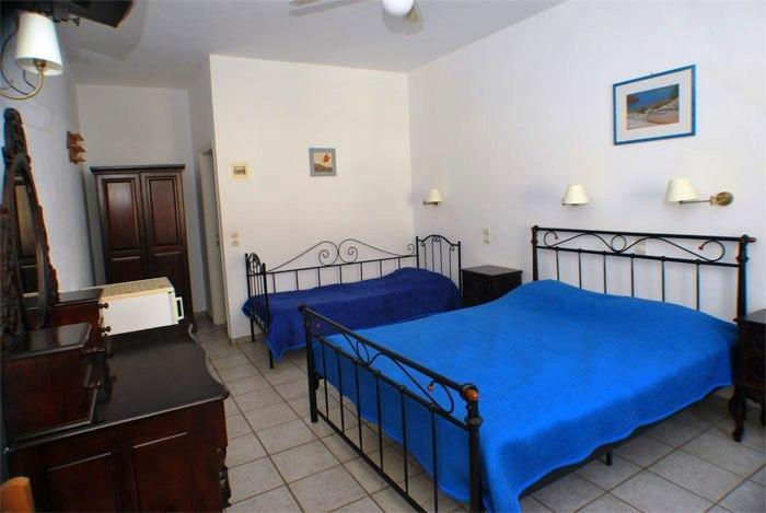 Xerolithia 2* Kamares (Sifnos)