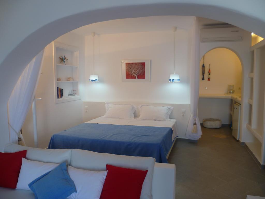 Mykonos Thea Agios Sostis (Mykonos)