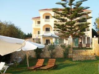 Aparthotel Stefania By Estia 5*