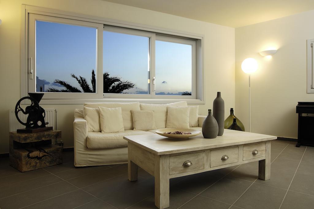 Filoxenia Aparthotel 3*