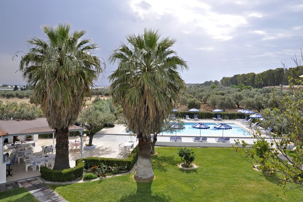 Tina Flora Hotel