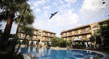 Achtis Boutique Hotel 4*