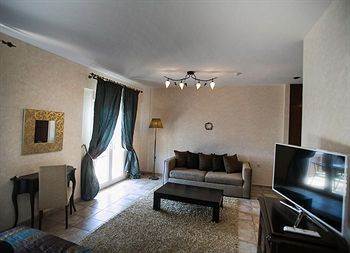 Achtis Boutique Hotel 4*