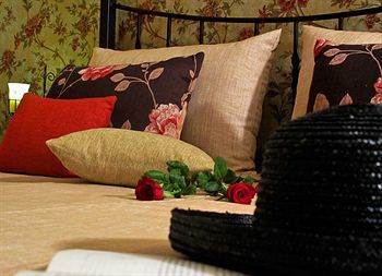 Achtis Boutique 4*