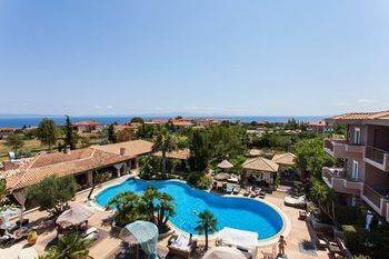 Achtis Boutique 4*