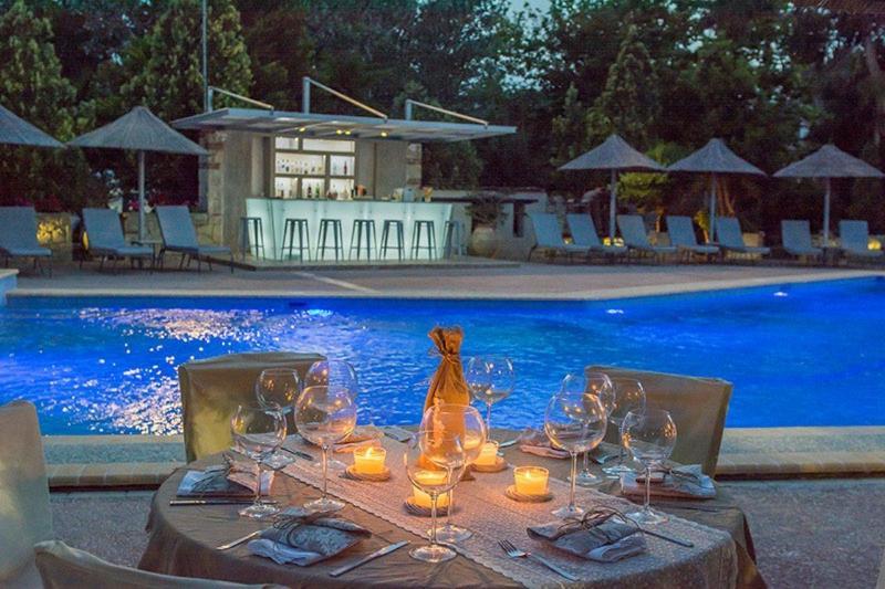 Hotel Petrino Eco Village 4*