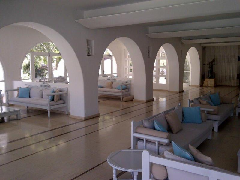 Aphrodite & Hotel 4*