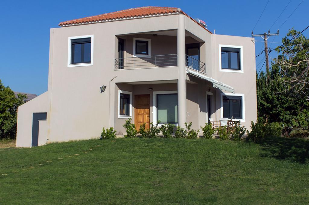 Perivoli House A Holiday home