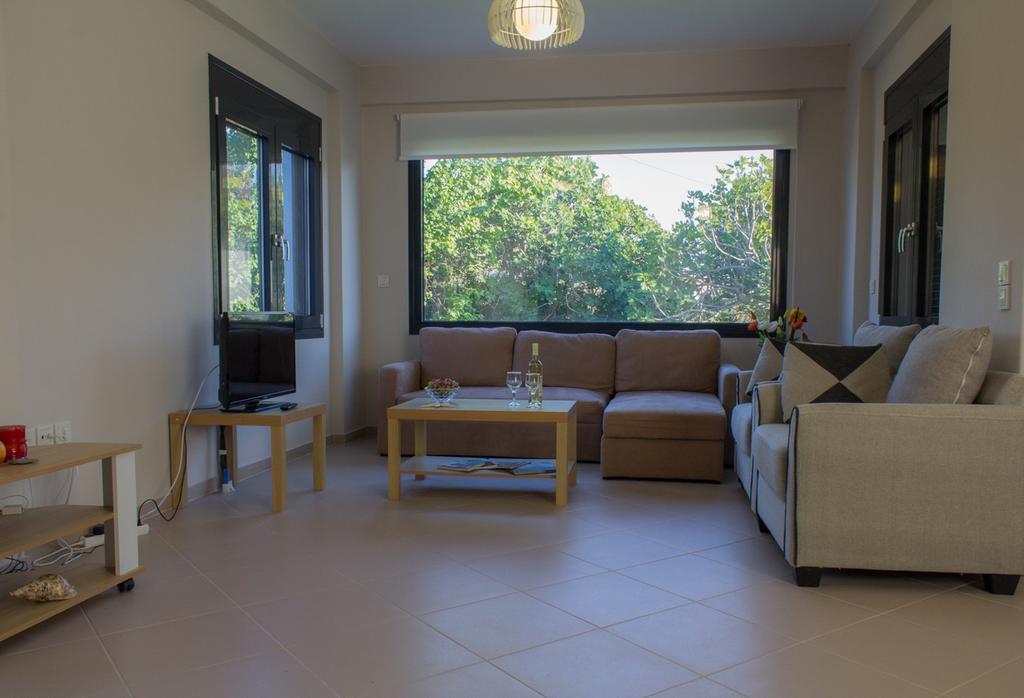 Holiday home Perivoli House A Skala Eresou