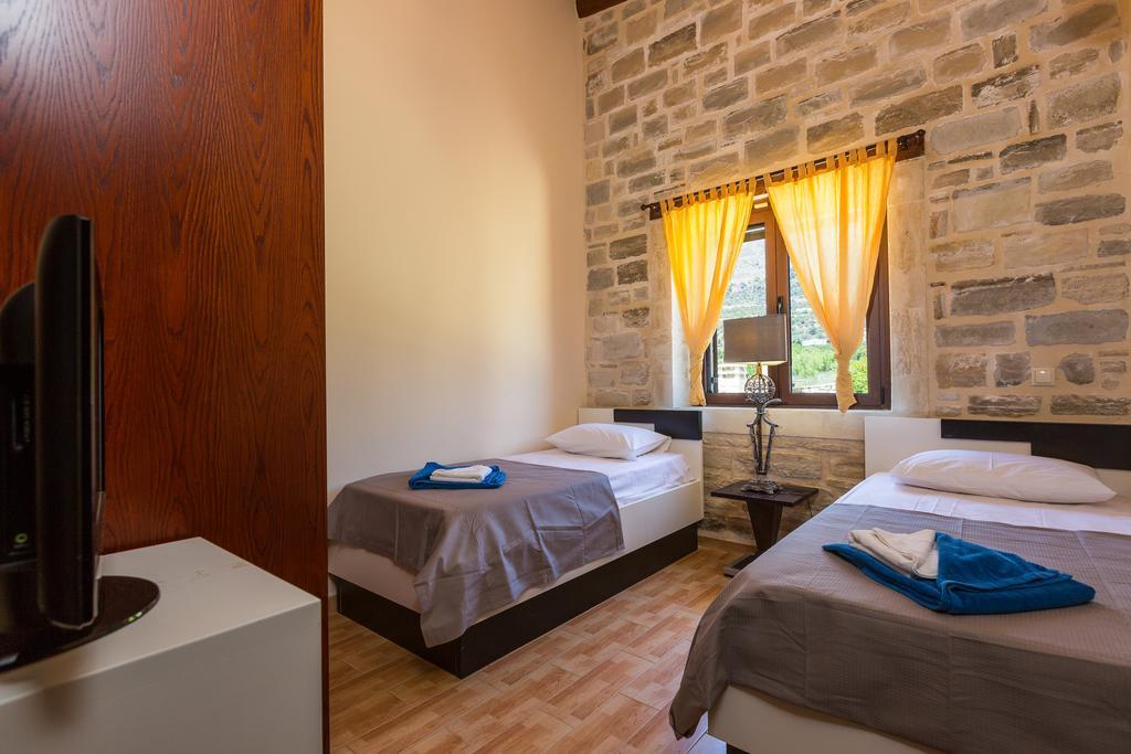 Poseidon Villa, Nestled In The Picturesque South, By Thinkvilla *