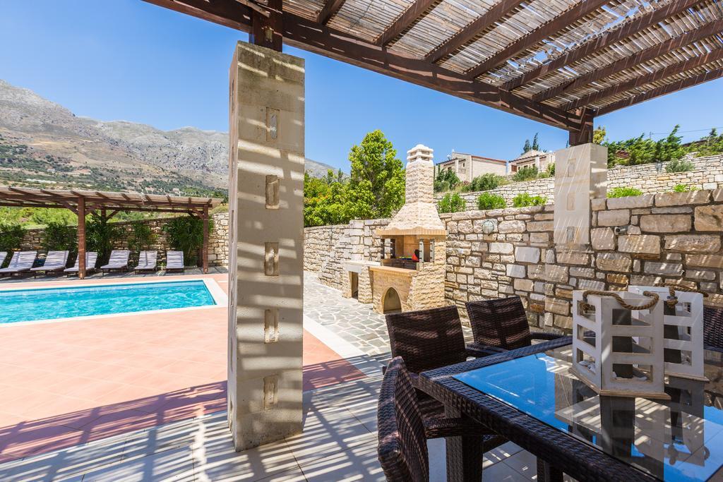 Poseidon Villa, Nestled In The Picturesque South, By Thinkvilla Villa Lefkogeia