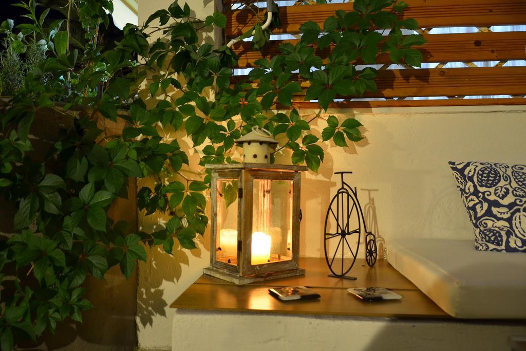 Little House * Hanioti