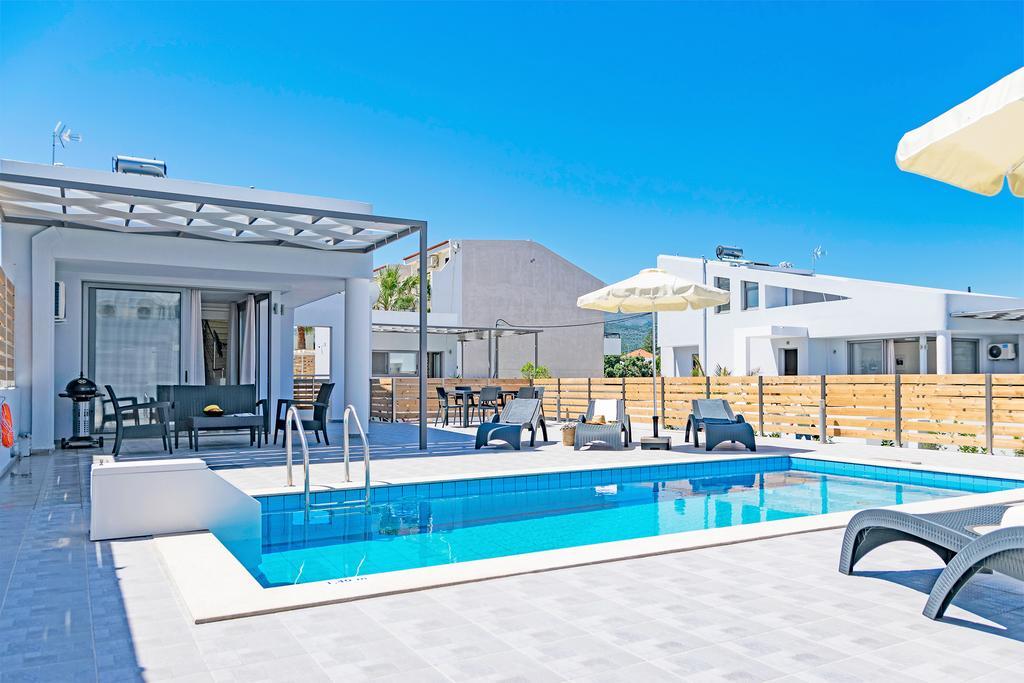 Blue Oyster * Platanes (Rethymno)