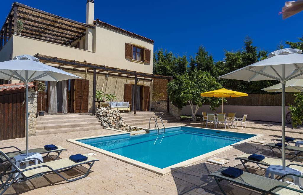 Amazing In Crete * Asterion