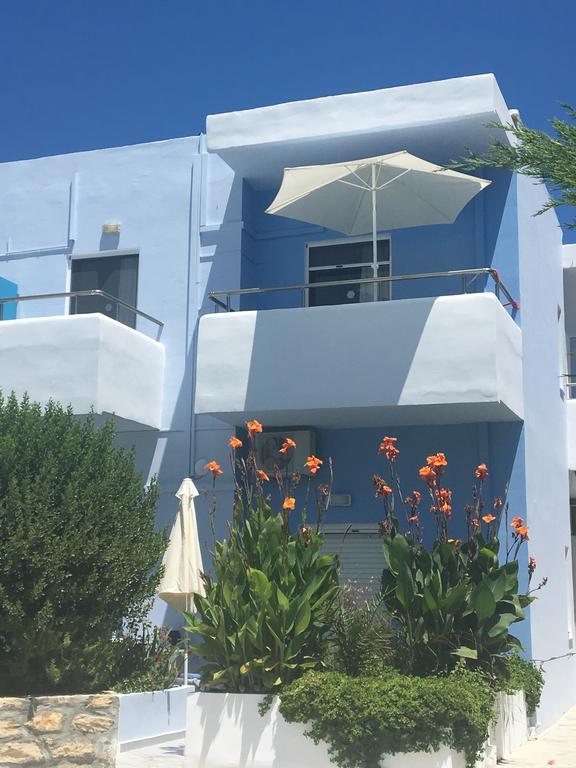 Almiris Seaside Apartments *