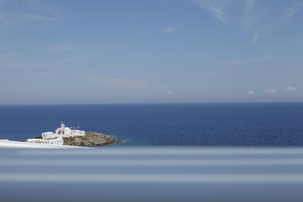 Selana Hotel 3*